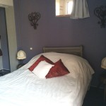 Le lit de la chambre des mariés